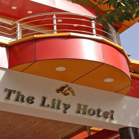 Hotel The Lily Rishikesh Exterior photo
